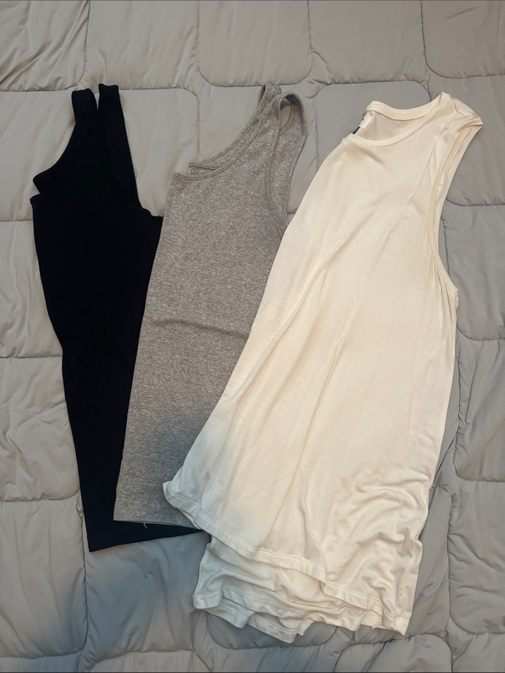 Woman’s tank top bundle
